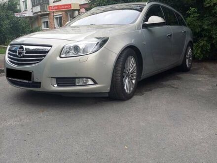 Опель Инсигния 2011 в Житомире на Automoto.ua Серый Опель Инсигния, объемом двигателя 1.96 л и пробегом 264 тыс. км за 9500 $, фото 1 на Automoto.ua