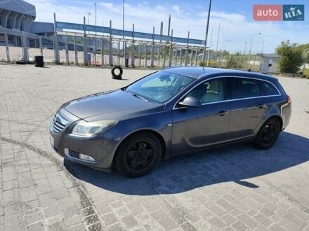 Опель Інсігнія 2011 у Львові на Automoto.ua Сірий Опель Інсігнія, об'ємом двигуна 1.96 л та пробігом 323 тис. км за 6600 $, фото 1 на Automoto.ua