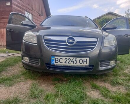 Серый Опель Инсигния, объемом двигателя 2 л и пробегом 174 тыс. км за 7754 $, фото 1 на Automoto.ua