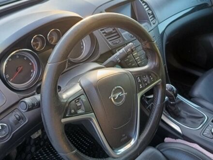 Сірий Опель Інсігнія, об'ємом двигуна 1.96 л та пробігом 316 тис. км за 8600 $, фото 1 на Automoto.ua