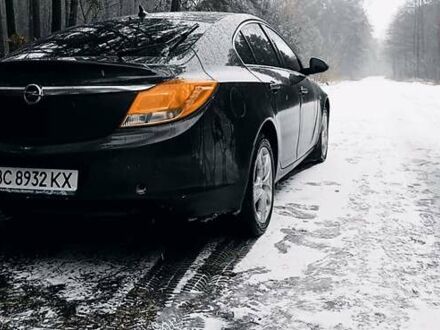 Серый Опель Инсигния, объемом двигателя 2 л и пробегом 290 тыс. км за 9000 $, фото 1 на Automoto.ua