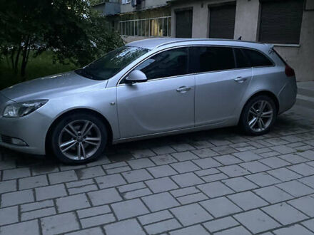 Сірий Опель Інсігнія, об'ємом двигуна 1.96 л та пробігом 347 тис. км за 8500 $, фото 1 на Automoto.ua