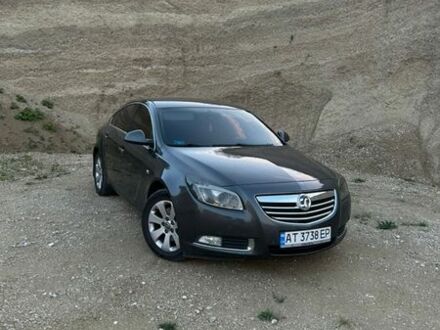 Сірий Опель Інсігнія, об'ємом двигуна 1.96 л та пробігом 350 тис. км за 7950 $, фото 1 на Automoto.ua