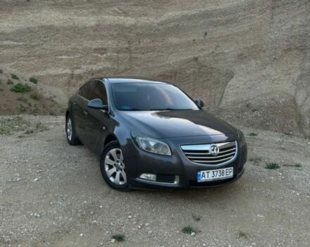 Серый Опель Инсигния, объемом двигателя 1.96 л и пробегом 350 тыс. км за 7950 $, фото 1 на Automoto.ua