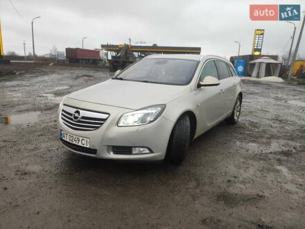 Серый Опель Инсигния, объемом двигателя 1.96 л и пробегом 256 тыс. км за 8300 $, фото 1 на Automoto.ua