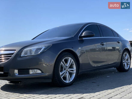 Опель Инсигния 2012 в Мукачеве на Automoto.ua Серый Опель Инсигния, объемом двигателя 2 л и пробегом 318 тыс. км за 8200 $, фото 1 на Automoto.ua