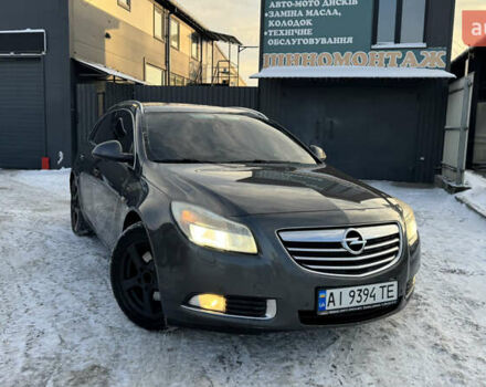 Серый Опель Инсигния, объемом двигателя 2 л и пробегом 292 тыс. км за 8300 $, фото 1 на Automoto.ua