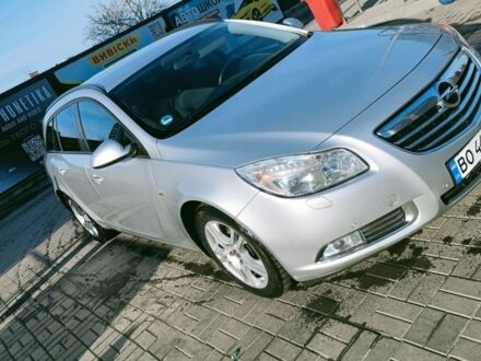 Опель Инсигния 2012 в Хмельницком на Automoto.ua Серый Опель Инсигния, объемом двигателя 2 л и пробегом 290 тыс. км за 8200 $, фото 1 на Automoto.ua