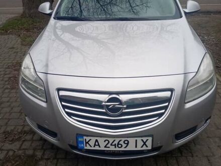 Серый Опель Инсигния, объемом двигателя 1.96 л и пробегом 286 тыс. км за 5500 $, фото 1 на Automoto.ua