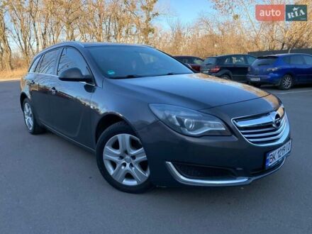 Серый Опель Инсигния, объемом двигателя 1.96 л и пробегом 360 тыс. км за 9200 $, фото 1 на Automoto.ua