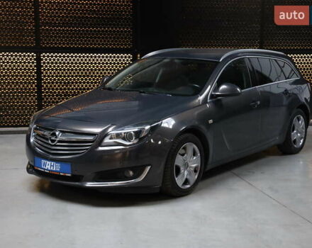 Серый Опель Инсигния, объемом двигателя 2 л и пробегом 225 тыс. км за 10800 $, фото 1 на Automoto.ua