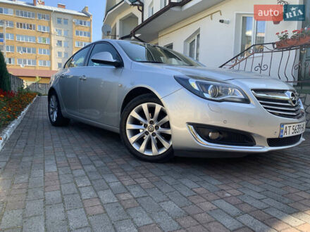 Серый Опель Инсигния, объемом двигателя 1.96 л и пробегом 219 тыс. км за 10300 $, фото 1 на Automoto.ua