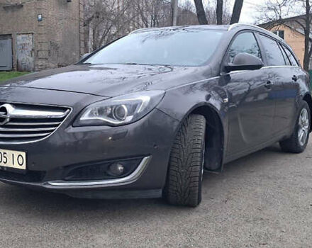 Серый Опель Инсигния, объемом двигателя 1.96 л и пробегом 292 тыс. км за 11000 $, фото 1 на Automoto.ua