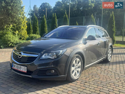 Серый Опель Инсигния, объемом двигателя 1.96 л и пробегом 221 тыс. км за 11900 $, фото 1 на Automoto.ua