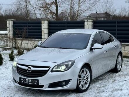 Серый Опель Инсигния, объемом двигателя 0 л и пробегом 235 тыс. км за 8999 $, фото 1 на Automoto.ua