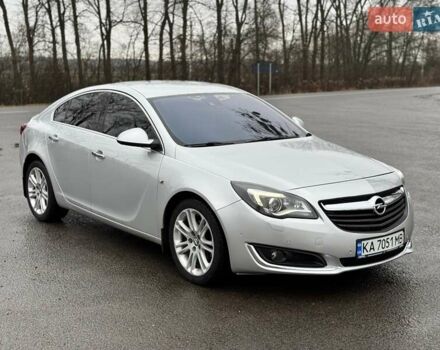 Серый Опель Инсигния, объемом двигателя 1.96 л и пробегом 292 тыс. км за 8999 $, фото 1 на Automoto.ua