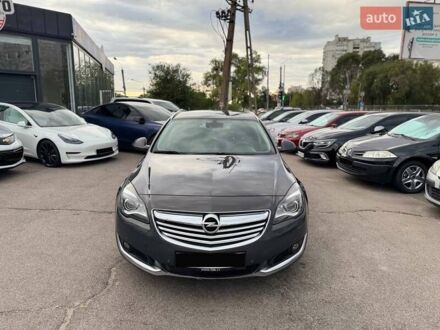 Серый Опель Инсигния, объемом двигателя 1.96 л и пробегом 245 тыс. км за 8499 $, фото 1 на Automoto.ua