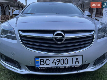 Серый Опель Инсигния, объемом двигателя 1.96 л и пробегом 212 тыс. км за 11999 $, фото 1 на Automoto.ua