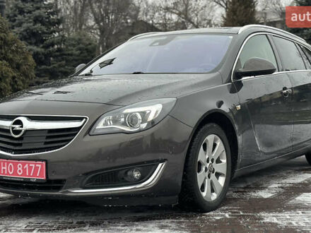 Серый Опель Инсигния, объемом двигателя 2 л и пробегом 228 тыс. км за 13500 $, фото 1 на Automoto.ua