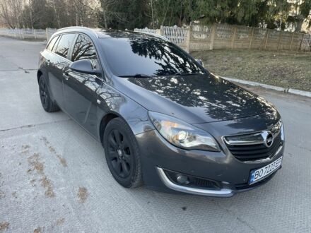 Серый Опель Инсигния, объемом двигателя 1.6 л и пробегом 240 тыс. км за 8900 $, фото 1 на Automoto.ua