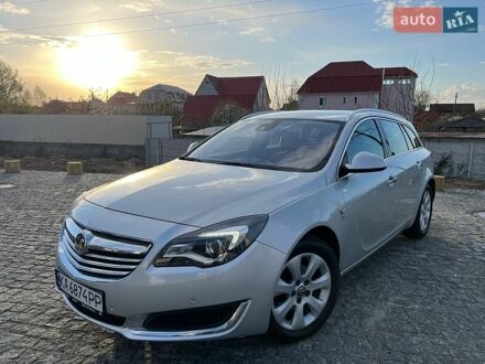 Серый Опель Инсигния, объемом двигателя 2 л и пробегом 202 тыс. км за 10500 $, фото 1 на Automoto.ua
