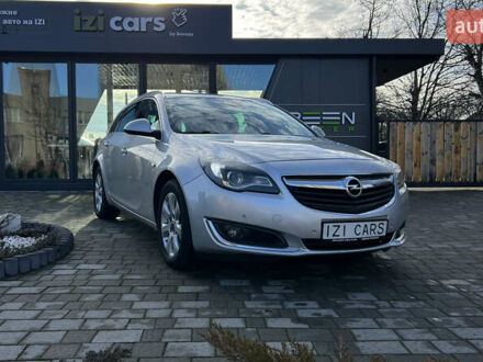 Сірий Опель Інсігнія, об'ємом двигуна 1.6 л та пробігом 249 тис. км за 9500 $, фото 1 на Automoto.ua