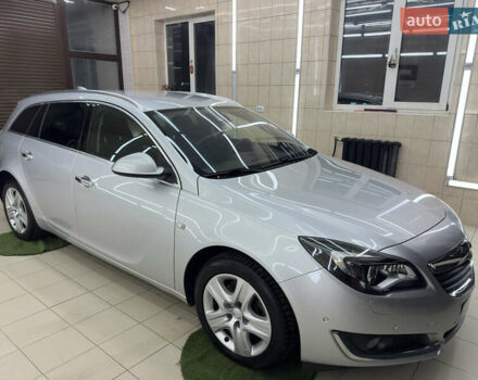 Сірий Опель Інсігнія, об'ємом двигуна 2 л та пробігом 202 тис. км за 12500 $, фото 1 на Automoto.ua