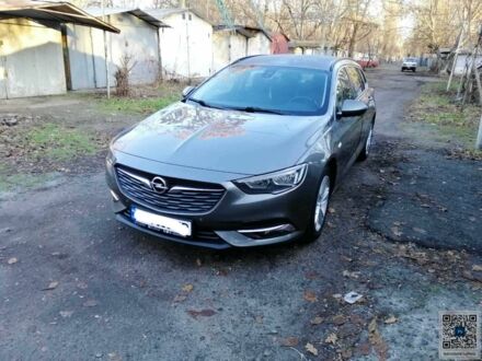 Серый Опель Инсигния, объемом двигателя 1.6 л и пробегом 185 тыс. км за 16000 $, фото 1 на Automoto.ua