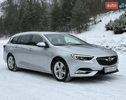 Серый Опель Инсигния, объемом двигателя 1.96 л и пробегом 218 тыс. км за 14999 $, фото 1 на Automoto.ua