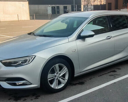 Серый Опель Инсигния, объемом двигателя 1.6 л и пробегом 186 тыс. км за 15000 $, фото 1 на Automoto.ua