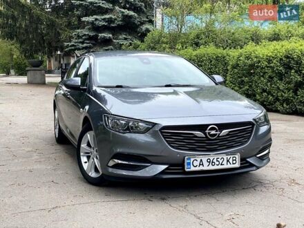 Серый Опель Инсигния, объемом двигателя 1.6 л и пробегом 139 тыс. км за 13350 $, фото 1 на Automoto.ua