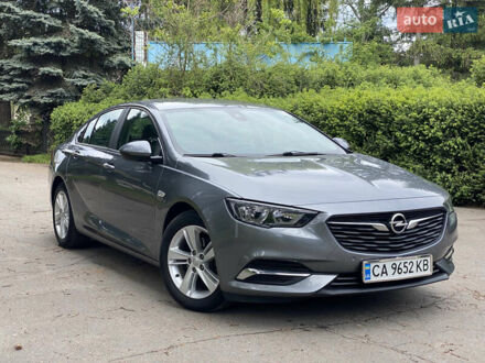 Опель Інсігнія 2019 у Христиновке на Automoto.ua Сірий Опель Інсігнія, об'ємом двигуна 1.6 л та пробігом 130 тис. км за 15700 $, фото 1 на Automoto.ua