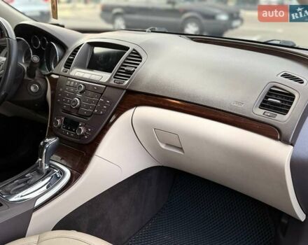 Синій Опель Інсігнія, об'ємом двигуна 2.8 л та пробігом 247 тис. км за 7900 $, фото 16 на Automoto.ua