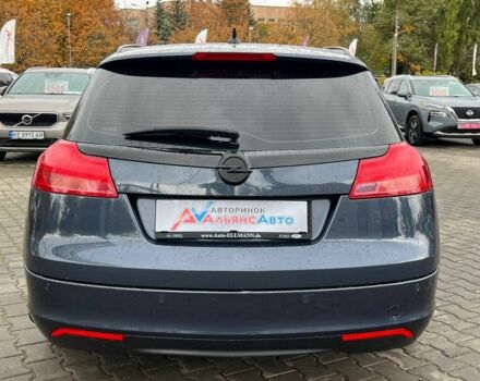 Опель Інсігнія 2009 у Кривому Розі на Automoto.ua Синій Опель Інсігнія, об'ємом двигуна 1.8 л та пробігом 202 тис. км за 8400 $, фото 5 на Automoto.ua