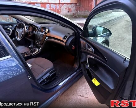 Синий Опель Инсигния, объемом двигателя 2 л и пробегом 350 тыс. км за 4000 $, фото 8 на Automoto.ua