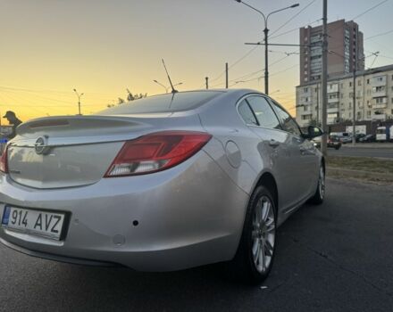 Синий Опель Инсигния, объемом двигателя 1.8 л и пробегом 314 тыс. км за 3500 $, фото 4 на Automoto.ua