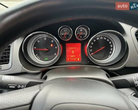 Синий Опель Инсигния, объемом двигателя 1.96 л и пробегом 277 тыс. км за 8250 $, фото 39 на Automoto.ua