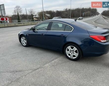 Синий Опель Инсигния, объемом двигателя 1.96 л и пробегом 277 тыс. км за 8250 $, фото 1 на Automoto.ua