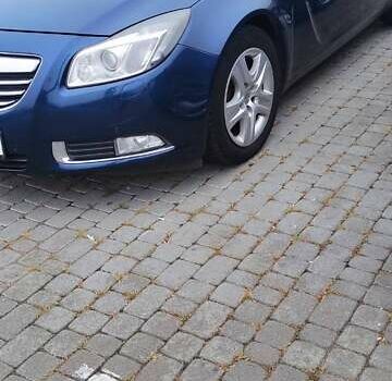 Синій Опель Інсігнія, об'ємом двигуна 2 л та пробігом 240 тис. км за 9500 $, фото 2 на Automoto.ua