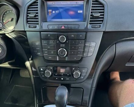 Синий Опель Инсигния, объемом двигателя 2 л и пробегом 170 тыс. км за 9300 $, фото 10 на Automoto.ua