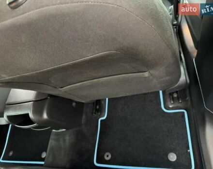 Синий Опель Инсигния, объемом двигателя 1.36 л и пробегом 144 тыс. км за 11250 $, фото 10 на Automoto.ua