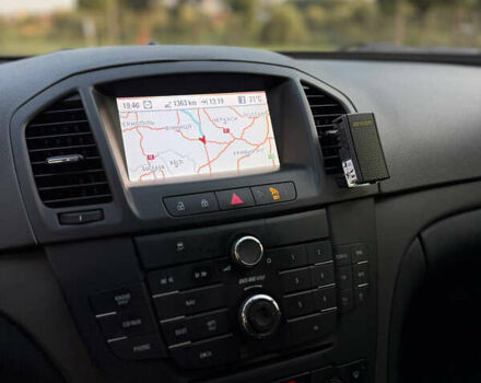 Синий Опель Инсигния, объемом двигателя 1.96 л и пробегом 238 тыс. км за 7000 $, фото 7 на Automoto.ua