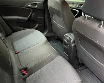 Синій Опель Інсігнія, об'ємом двигуна 2 л та пробігом 241 тис. км за 7100 $, фото 12 на Automoto.ua