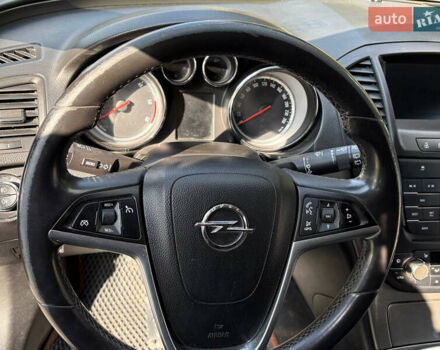Синий Опель Инсигния, объемом двигателя 1.96 л и пробегом 312 тыс. км за 7500 $, фото 3 на Automoto.ua