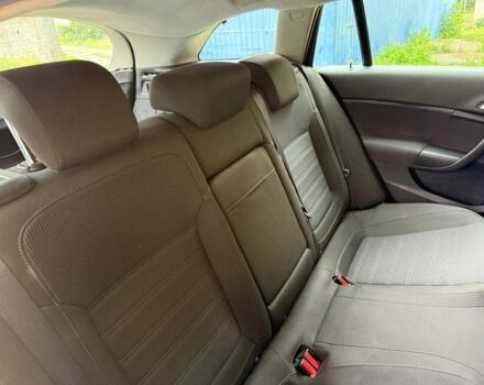 Синій Опель Інсігнія, об'ємом двигуна 2 л та пробігом 241 тис. км за 7100 $, фото 11 на Automoto.ua