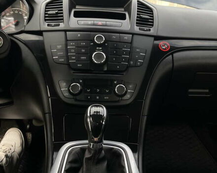 Синий Опель Инсигния, объемом двигателя 1.6 л и пробегом 253 тыс. км за 7200 $, фото 8 на Automoto.ua