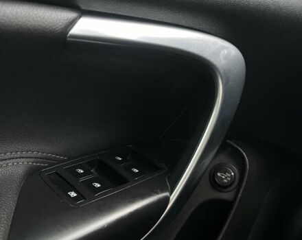 Синий Опель Инсигния, объемом двигателя 1.6 л и пробегом 253 тыс. км за 7200 $, фото 11 на Automoto.ua