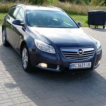 Синий Опель Инсигния, объемом двигателя 2 л и пробегом 252 тыс. км за 6299 $, фото 6 на Automoto.ua