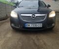 Синий Опель Инсигния, объемом двигателя 1.96 л и пробегом 376 тыс. км за 6500 $, фото 1 на Automoto.ua