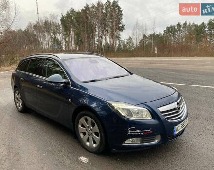 Синий Опель Инсигния, объемом двигателя 1.96 л и пробегом 246 тыс. км за 7900 $, фото 1 на Automoto.ua